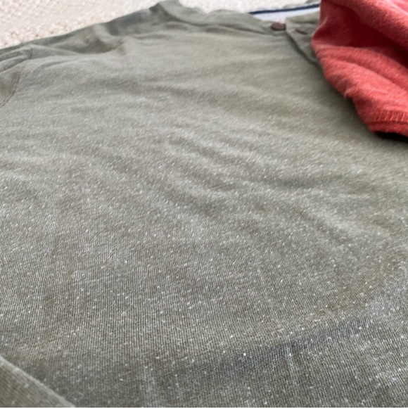 2 Henleys - Picture 3 of 6